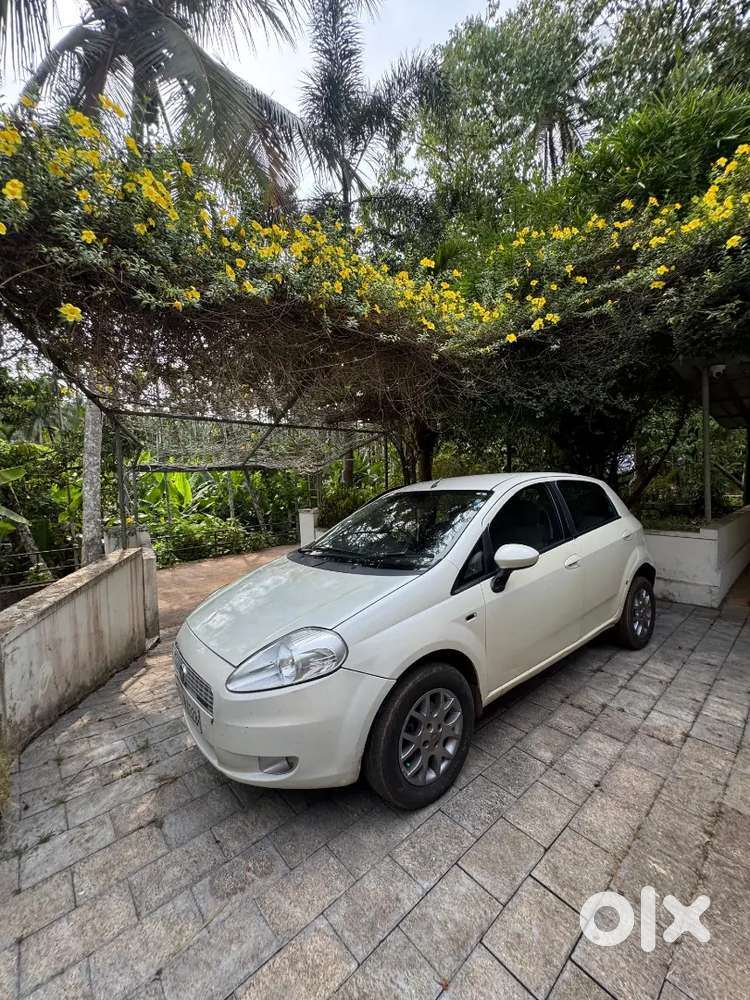 Fiat Punto 2014 Diesel 70000 Km Driven