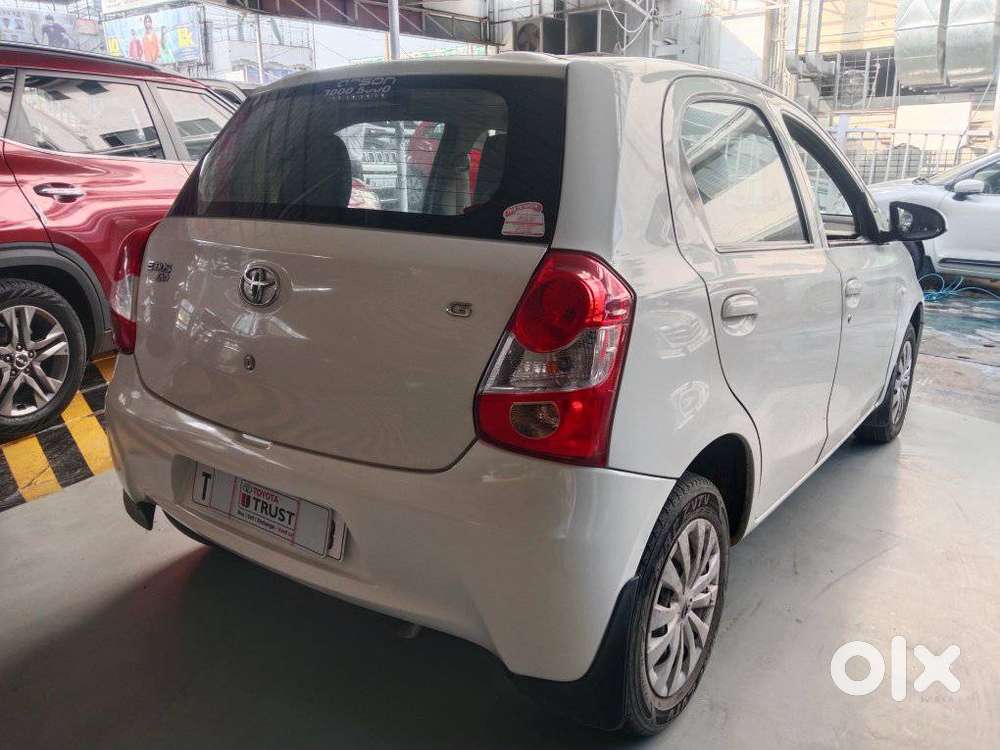 Toyota Etios Liva, 2015, Petrol