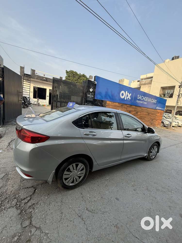 Honda City Vx Petrol Mt, 2015, Petrol