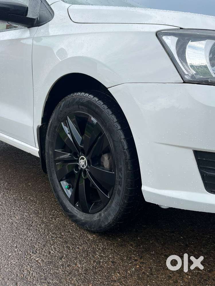Skoda Rapid Tsi Active 1.0 Mt, 2020, Petrol