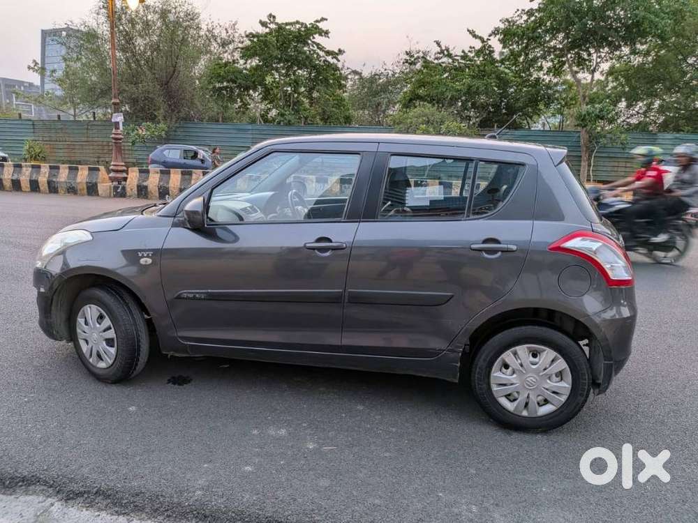 Maruti Suzuki Swift Lxi Optional-o, 2016, Petrol