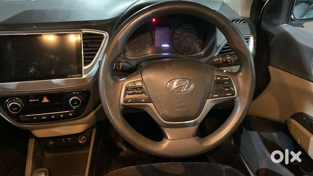 Hyundai Verna 1.6 Vtvt Sx, 2018, Petrol