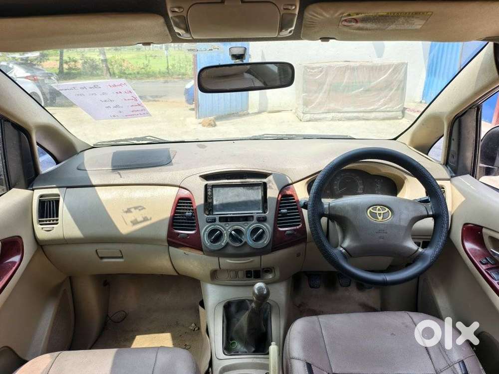Toyota Innova 2.5 V 7 Str, 2010, Diesel