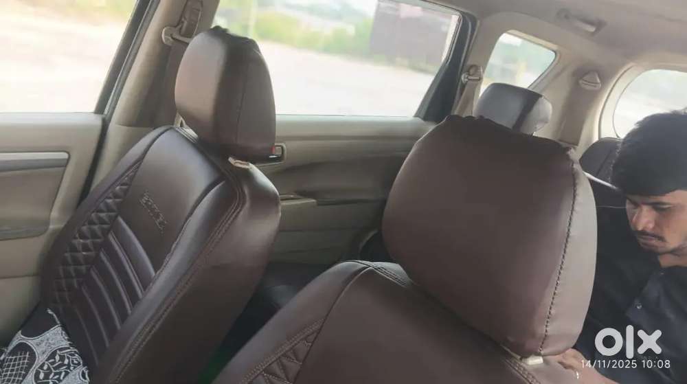 Maruti Suzuki Ertiga 2015 Diesel 210000 Km Driven