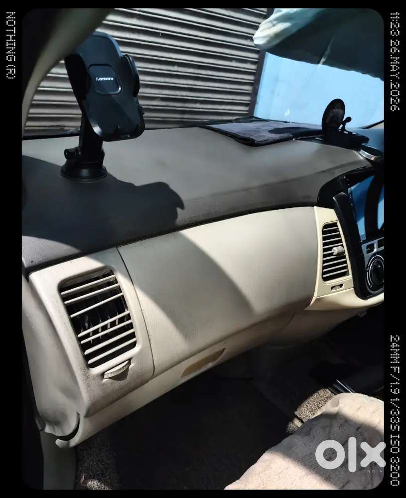 Toyota Innova 2012 Diesel Well Maintained
