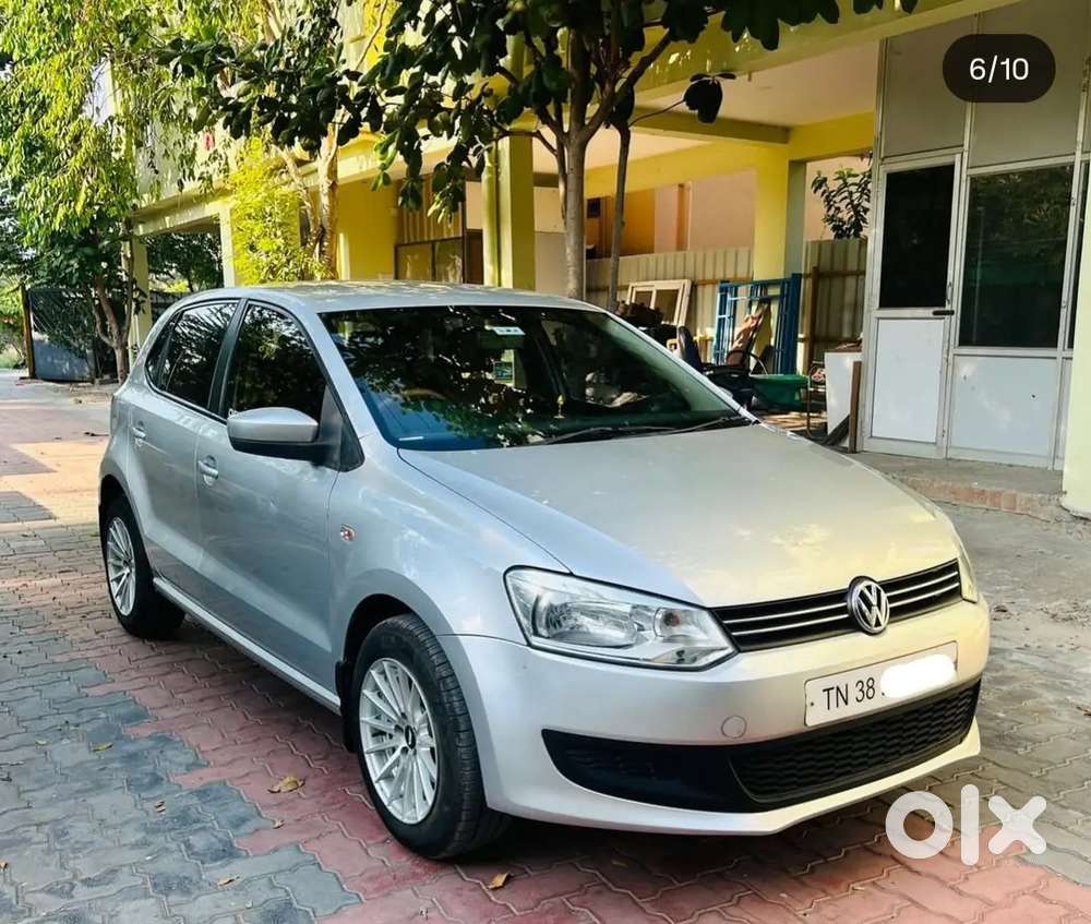 Volkswagen Polo 2011 Petrol 32000 Km Driven