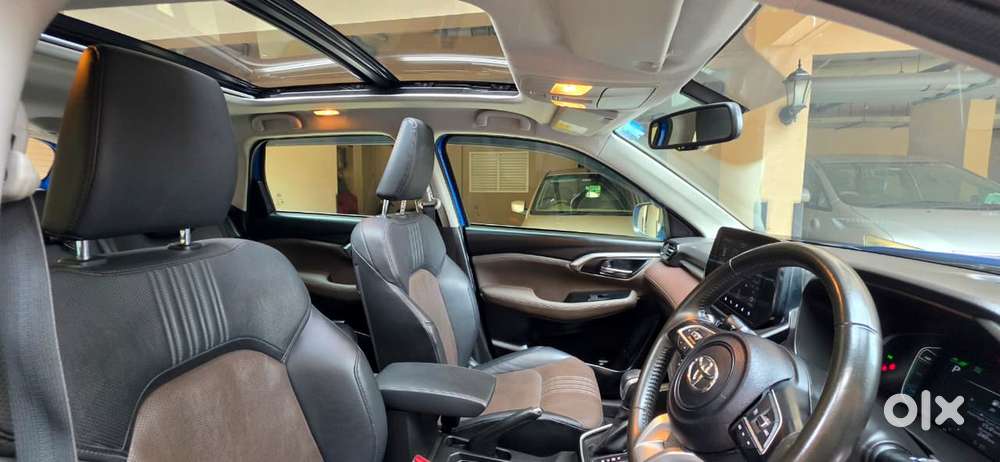 Toyota Urban Cruiser Hyryder 1.5 V Hybrid, 2022, Petrol