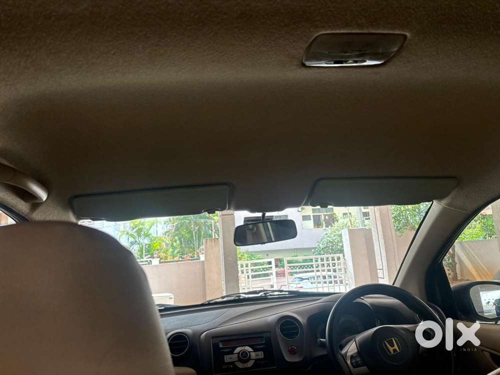 Honda Brio 2012 Petrol Well Maintained