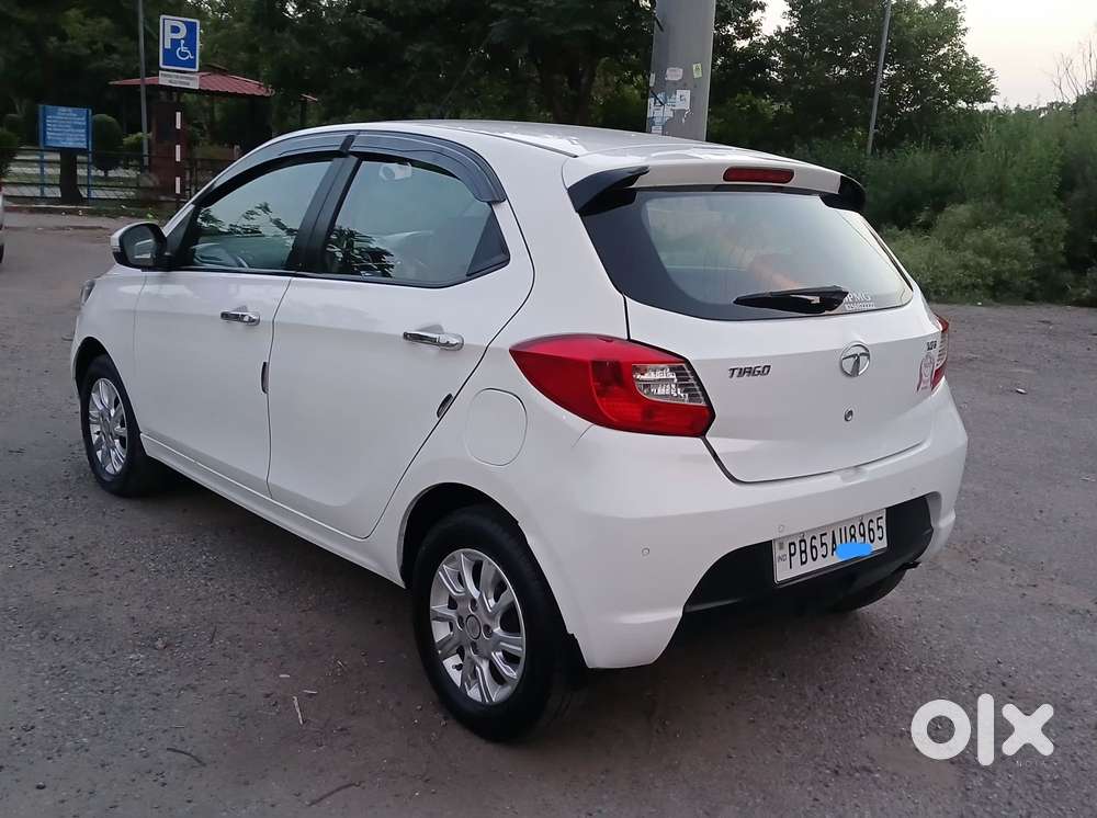 Tata Tiago Xza, 2019, Petrol