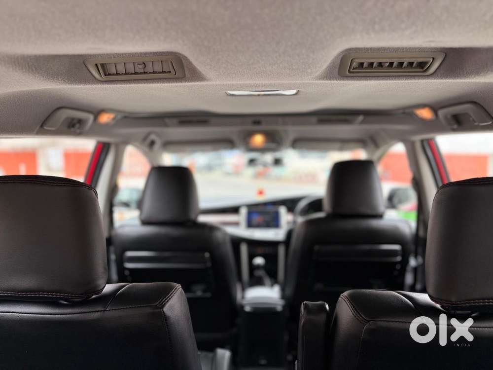 Toyota Innova Crysta Touring Sport 2.4 Mt, 2017, Diesel