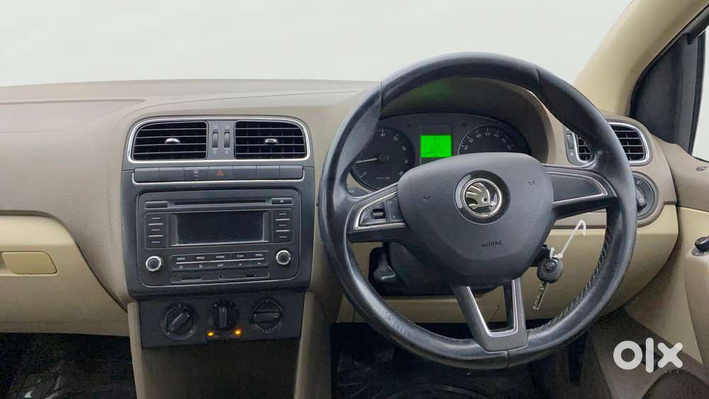 Skoda Rapid 1.6 Ambition Plus Mpi, 2014, Petrol