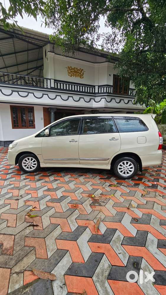 Toyota Innova Diesel 2013