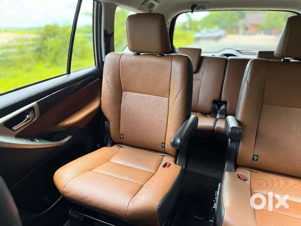 Toyota Innova Crysta [2020-ongoing] 2.4 Zx At 7 Str, 2021, Diesel