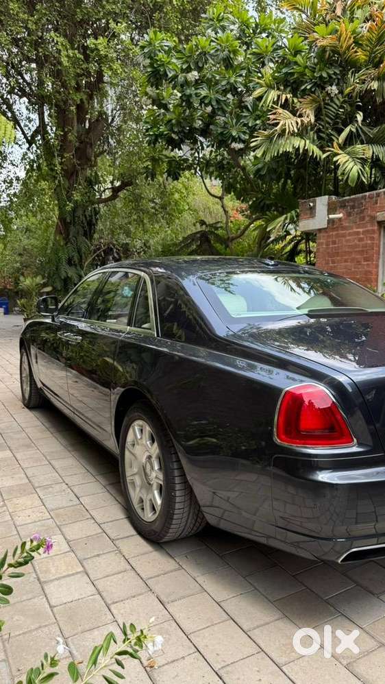 Rolls-royce 2011 Luxury Car