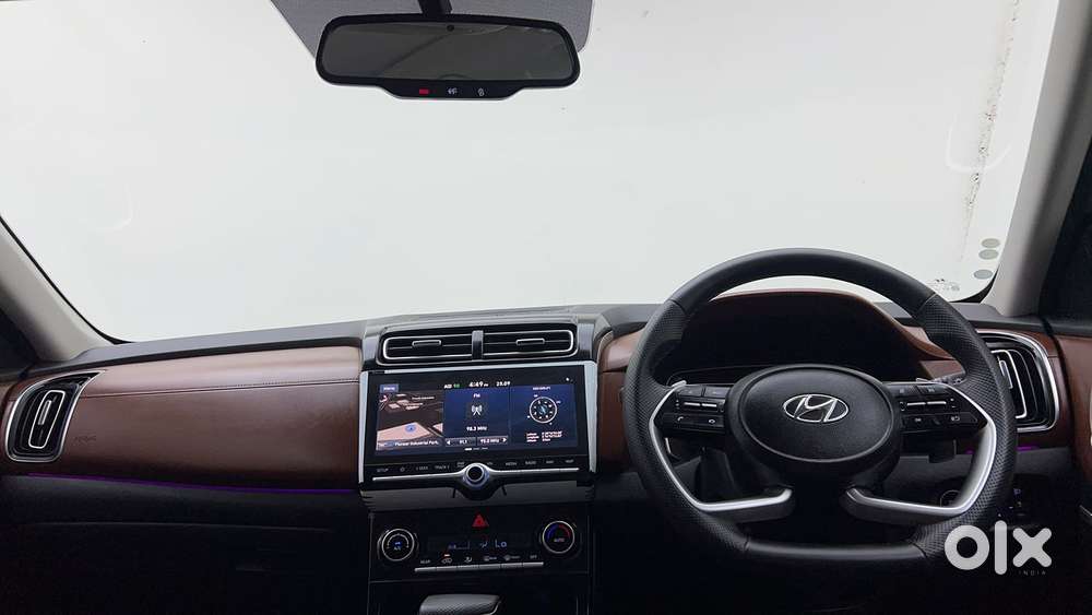 Hyundai Alcazar 2.0 Signature (o) Petrol At 6 Str, 2022, Petrol