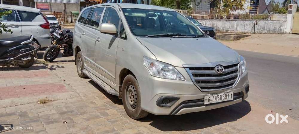 Toyota Innova 2015 Model Diesel Well Maintained
