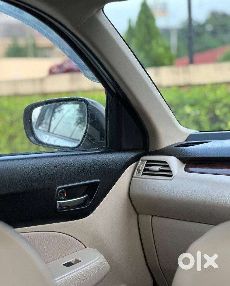 Maruti Suzuki Swift Dzire Vxi(o) Amt, 2017, Petrol