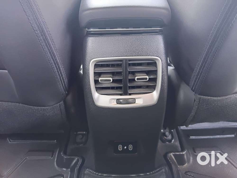 Hyundai Venue Sx Plus Turbo Dct, 2023, Petrol