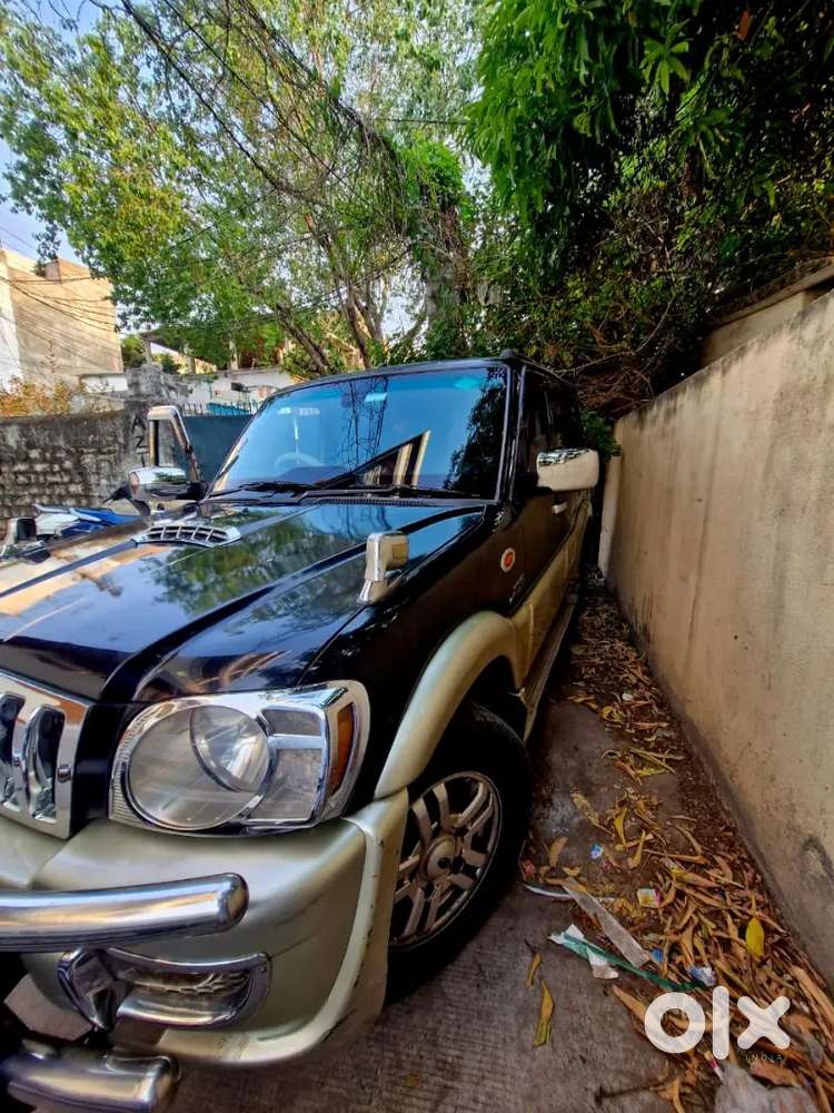 Mahindra Scorpio 2013