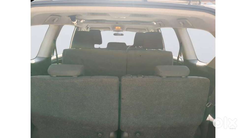 Toyota Innova Crysta 2.4 V 8 Str, 2016, Diesel