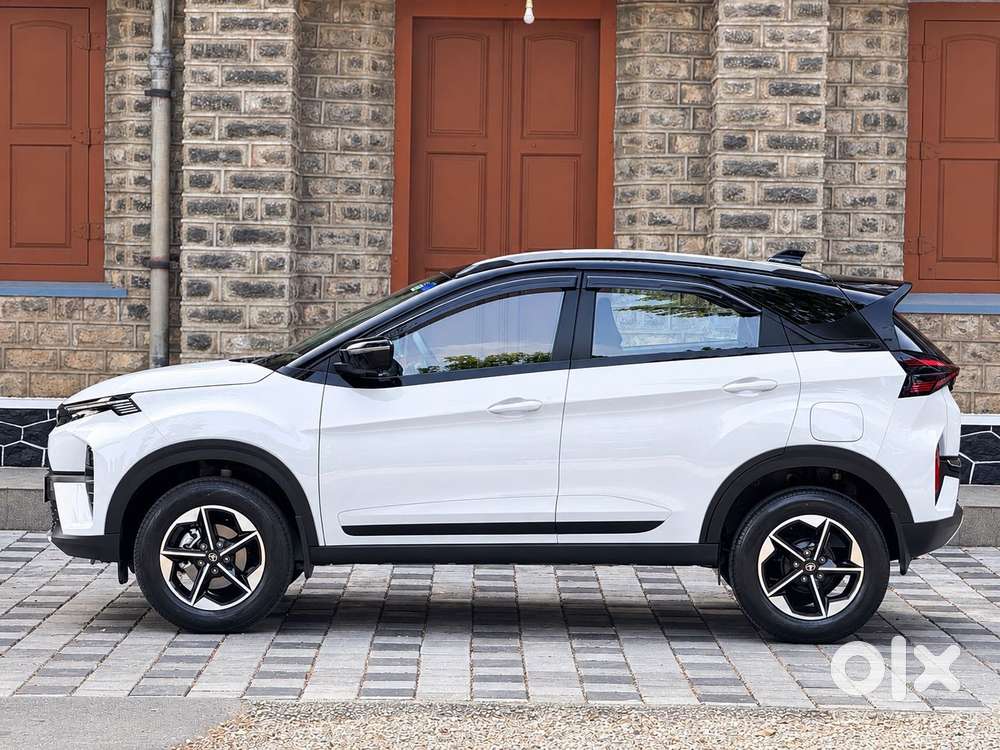 Tata Nexon Fearless Plus (ps) 1.5 Diesel 6amt Red Dark Edition, 2026..