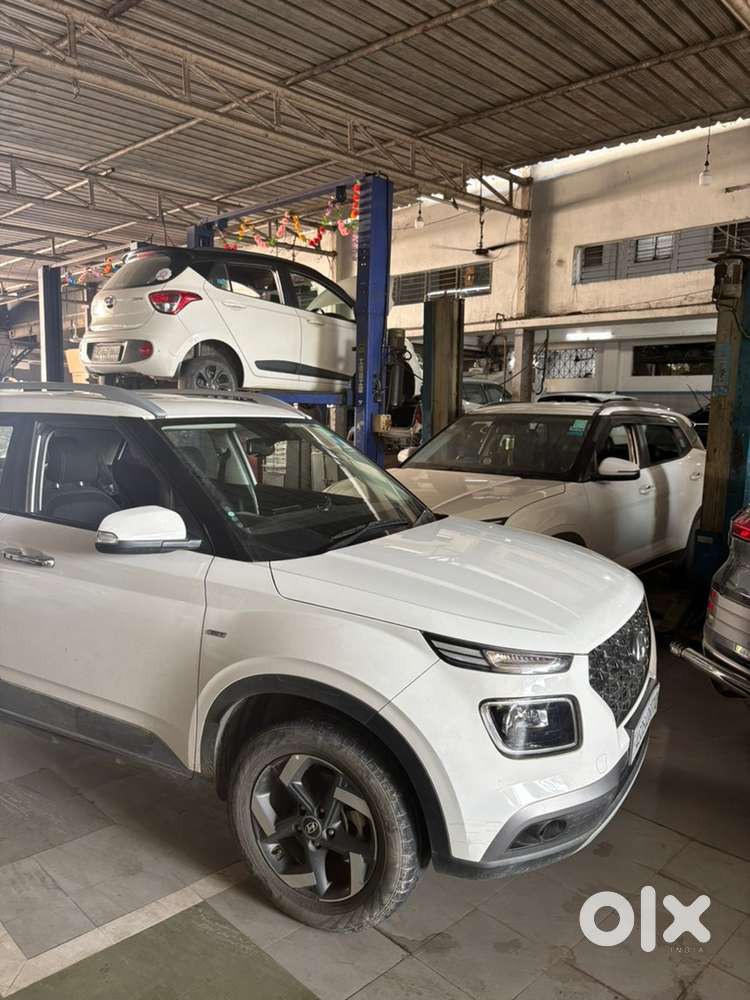 Hyundai Venue Petrol 2021