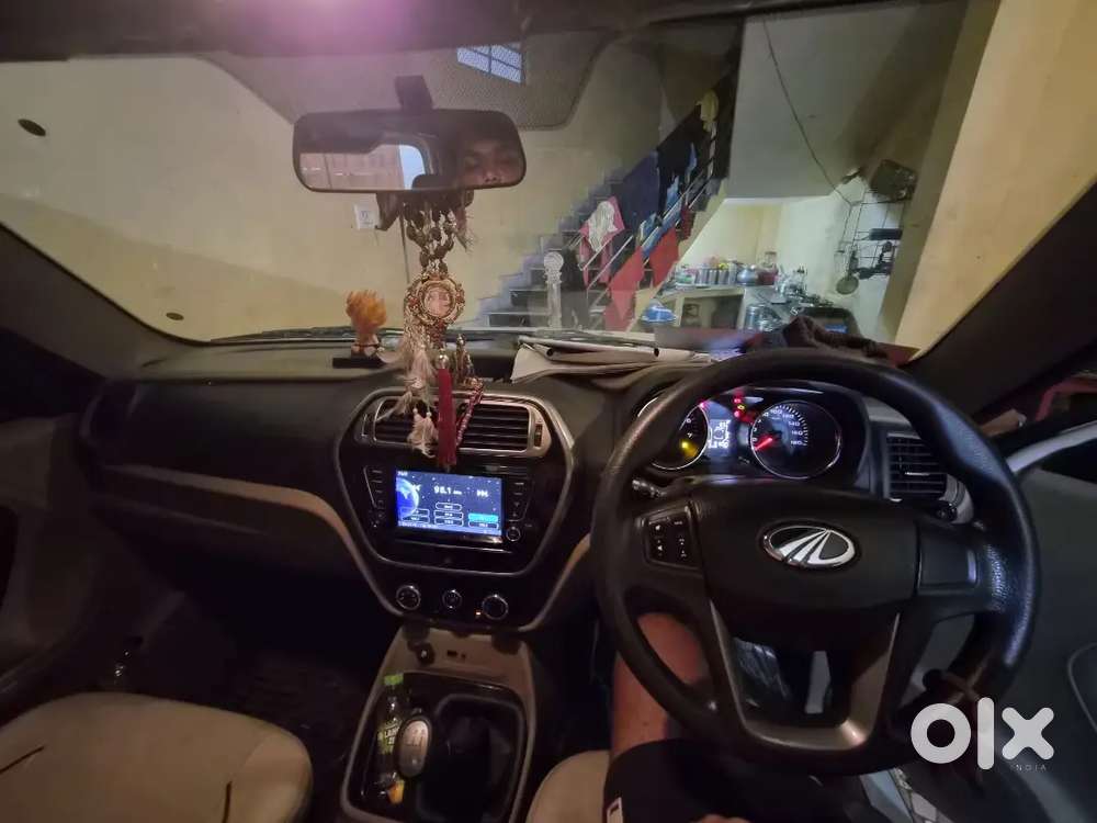 Mahindra Tuv 300 2019