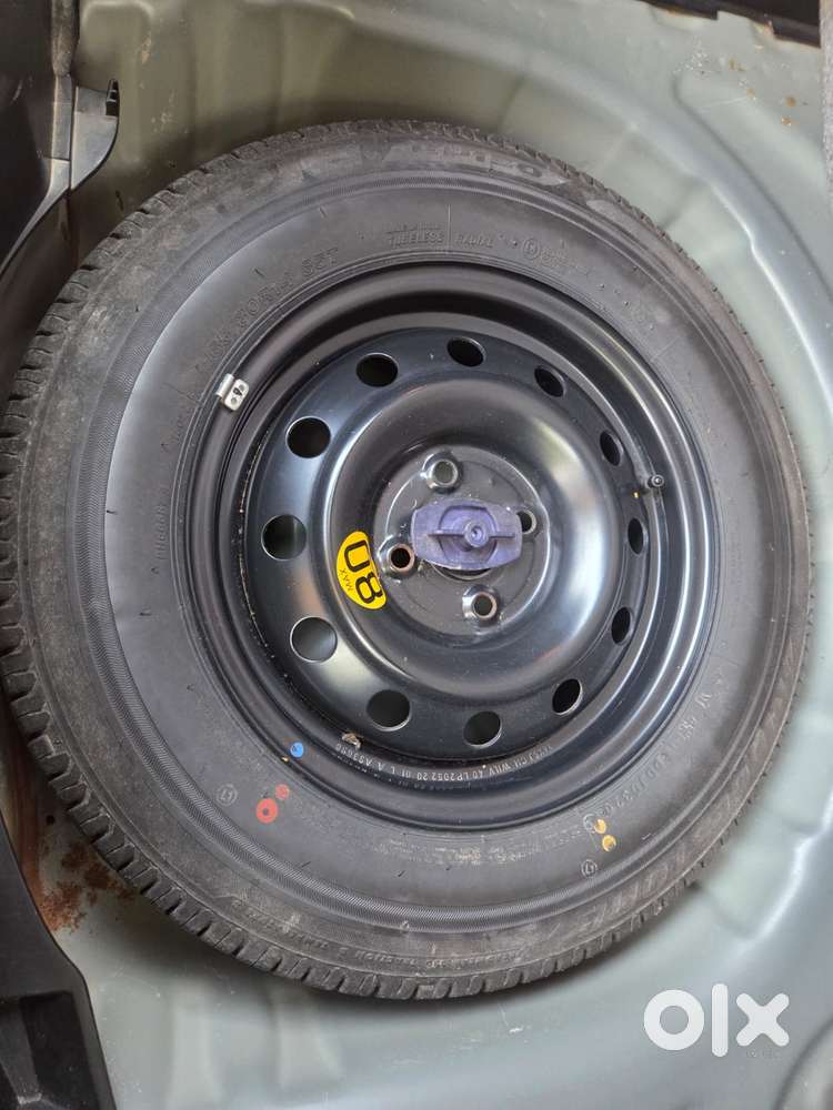 Maruti Suzuki Swift Amt Zxi, 2020, Petrol