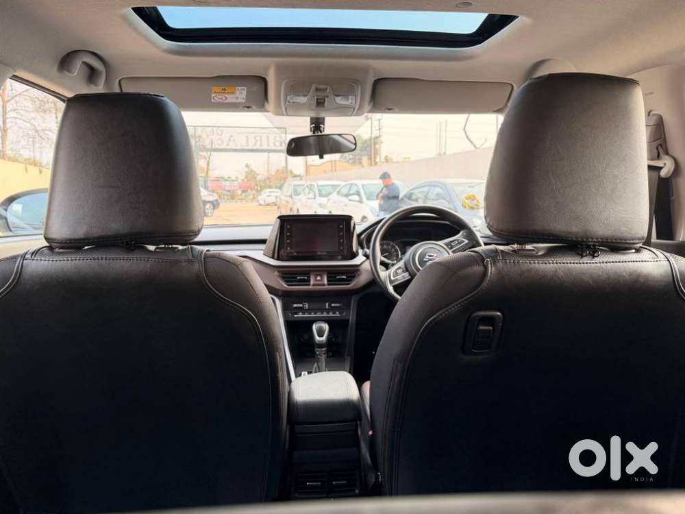 Maruti Suzuki Brezza 1.5 Zxi At Smart Hybrid, 2025, Petrol