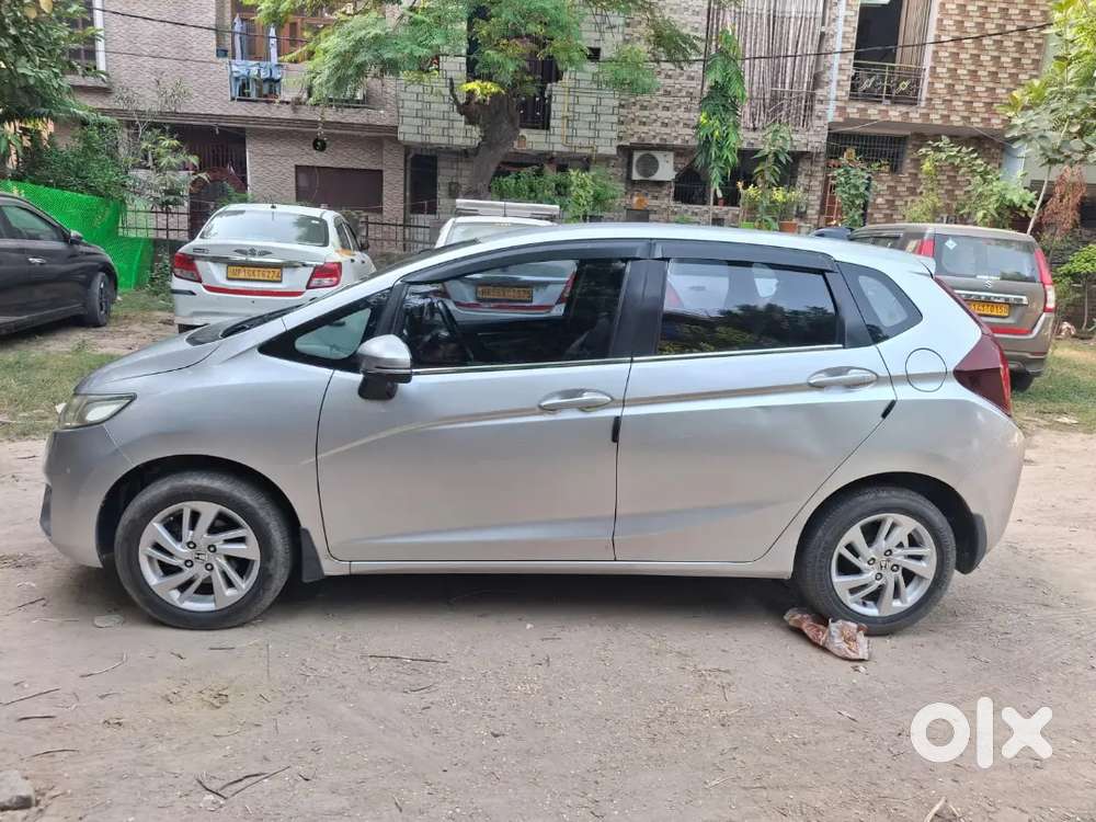 Honda Jazz 1.2 V Ivtech  2017 Petrol