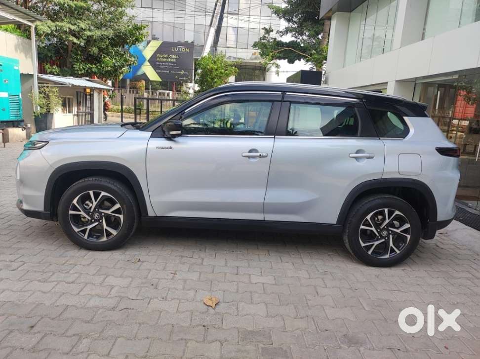 Toyota Urban Cruiser Hyryder 1.5 V Hybrid, 2024