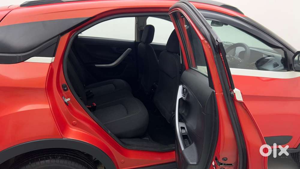 Tata Nexon 1.2 Revotron Xm Plus (s), 2022, Petrol
