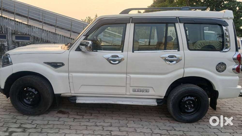 Mahindra Scorpio S3, 2019