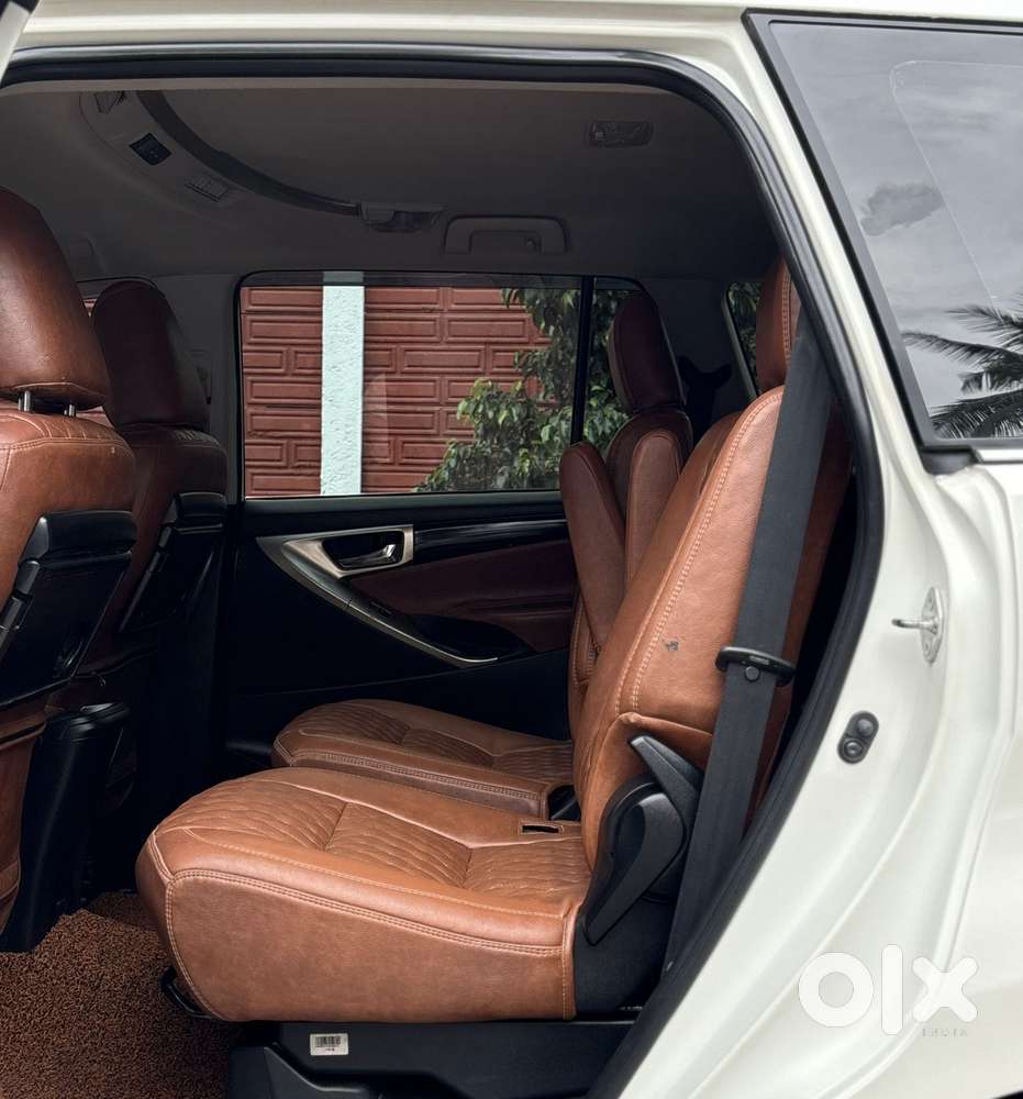 Toyota Innova Crysta 2.4 V, 2022, Diesel