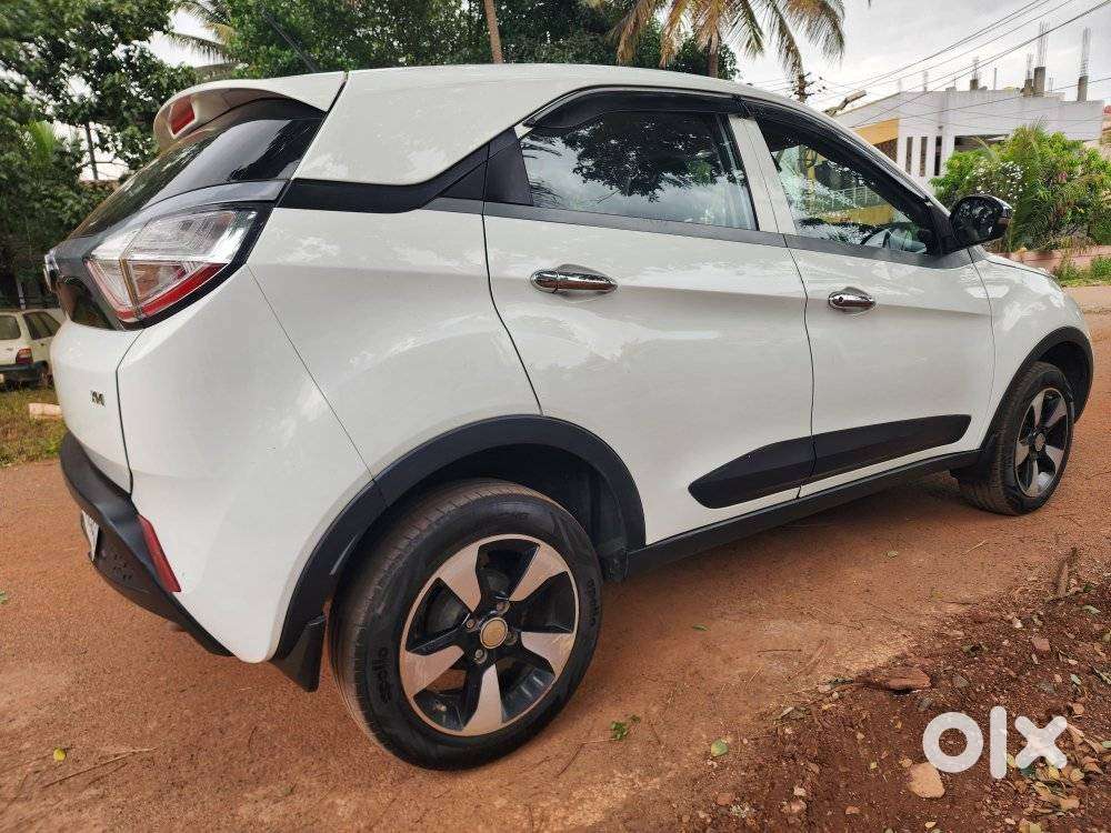Tata Nexon 1.5 Revotorq Xm (s), 2019, Diesel