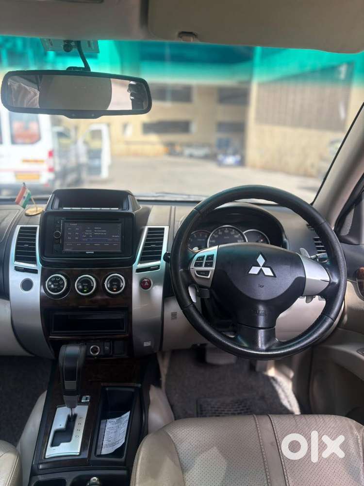 Mitsubishi Pajero Sport 2.5 Automatic, 2015, Diesel