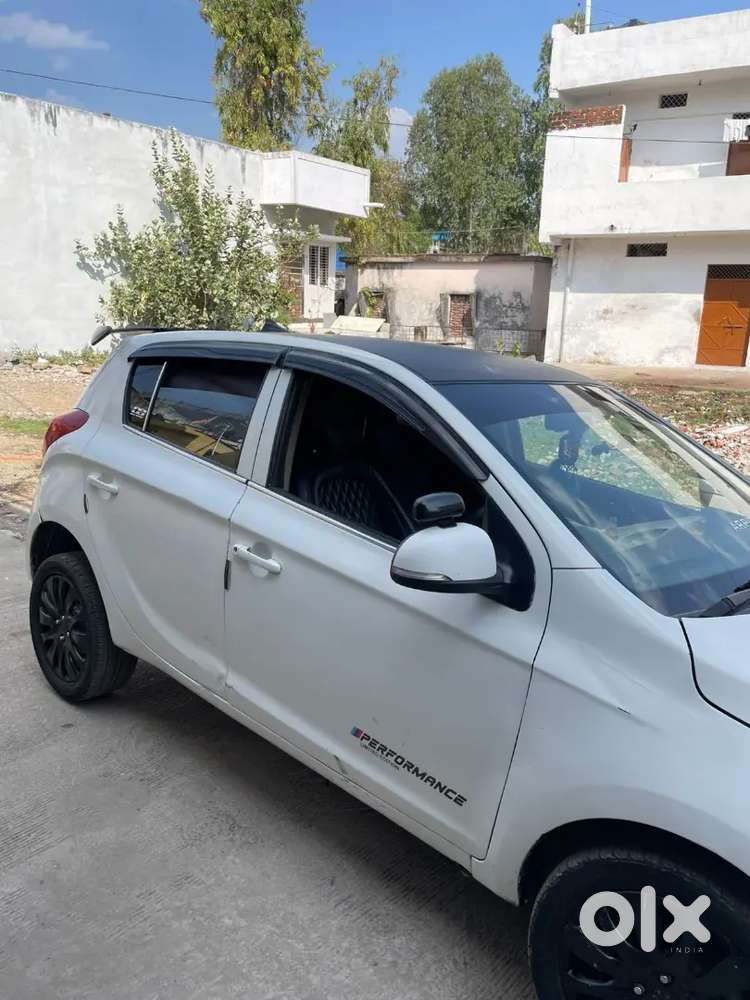 Hyundai I20 Petrol 65000 Km Driven Genuine Buyer Contact