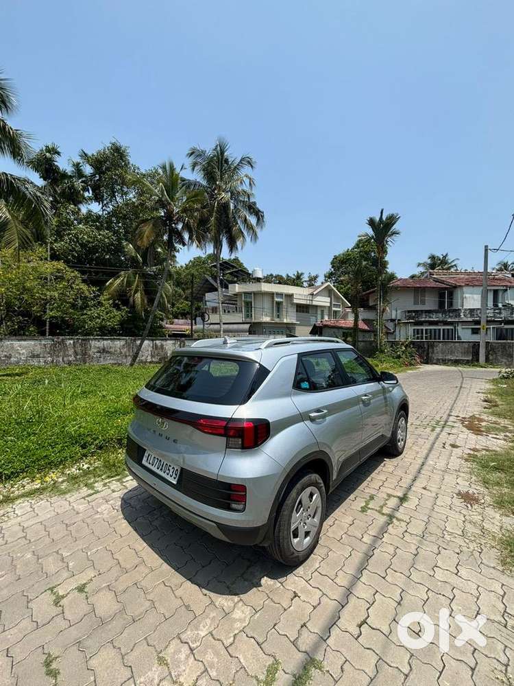 Hyundai Petrol Car 2023