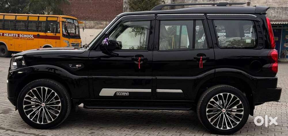 Mahindra Scorpio Classic, 2026, Diesel
