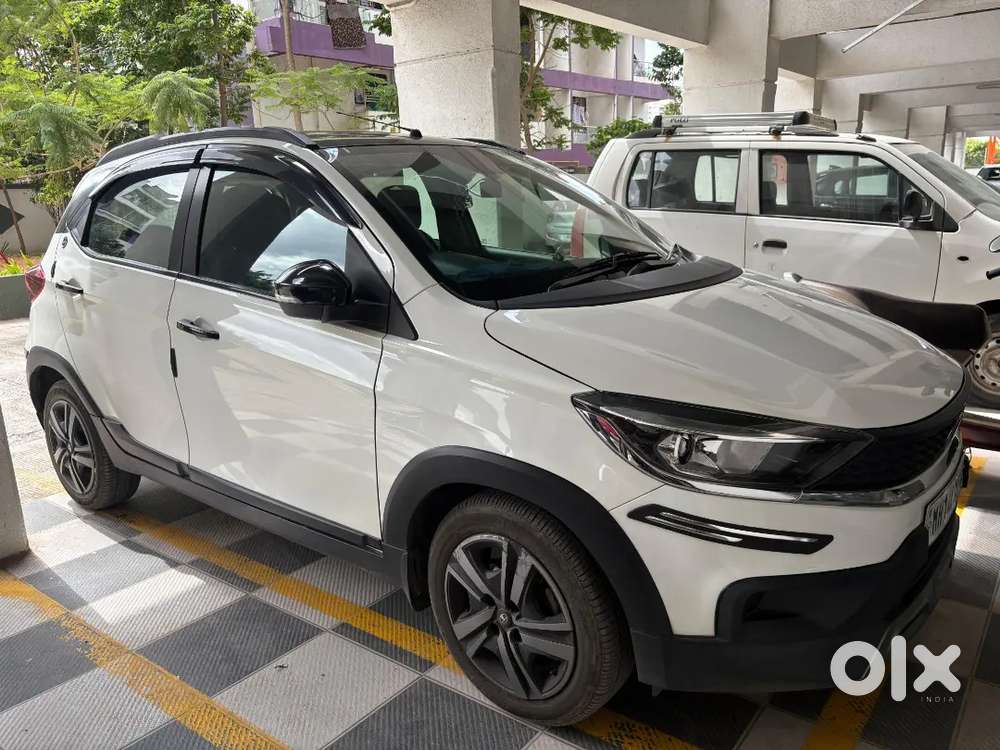 1.5 Year Old Tata Tiago Nrg Xza (top Model Petrol Automatic)