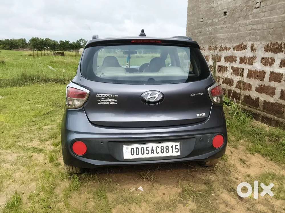 Hyundai Grand I10 Sportz 2017 Variant