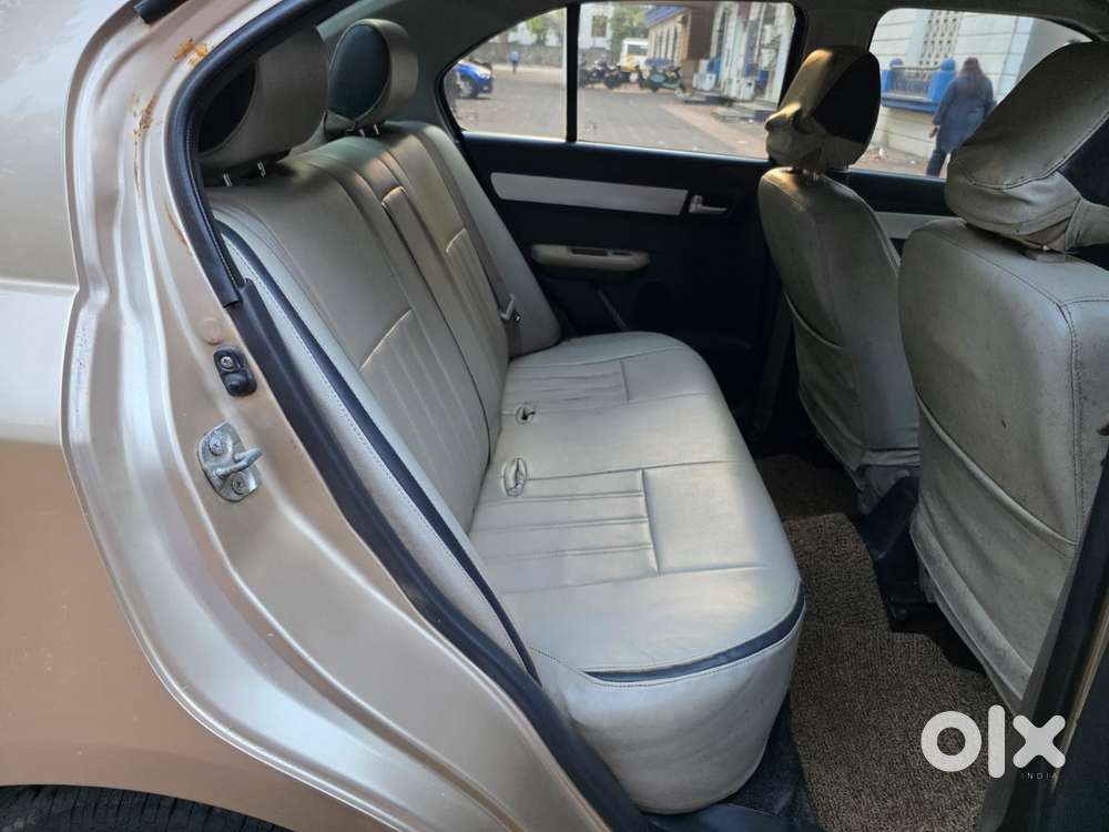 Maruti Suzuki Swift Dzire 1.2 Zxi Bsiv, 2011, Petrol