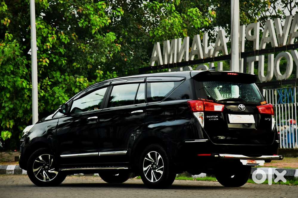 Toyota Innova Crysta 2.4 V 8 Str, 2024, Diesel