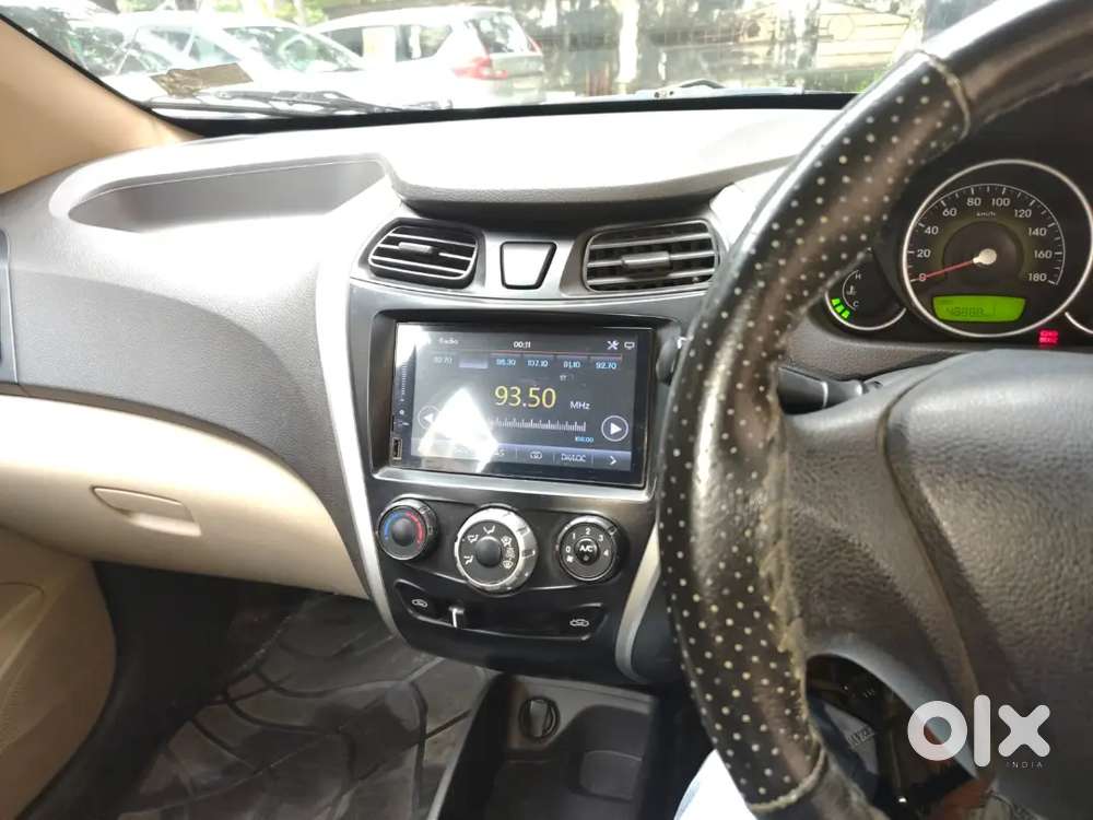 Hyundai Eon Magna+ 2015 Petrol Manual