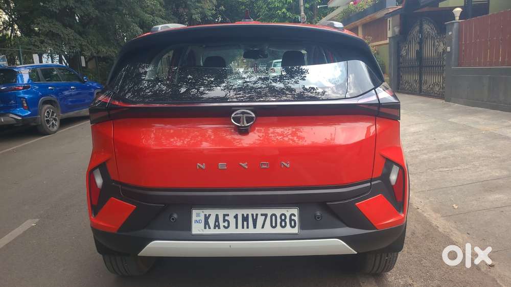 Tata Nexon Creative Plus S 1.2 Revotron Petrol 7dca, 2023, Petrol