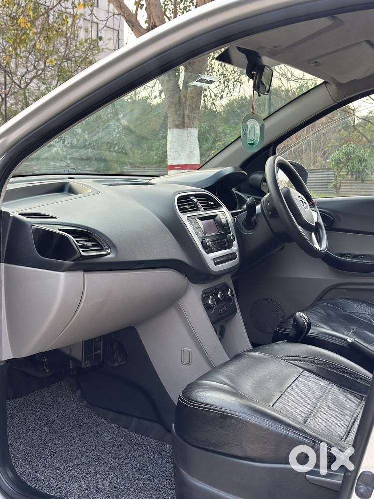 Tata Tiago 1.2 Revotron Xt (o), 2017, Petrol