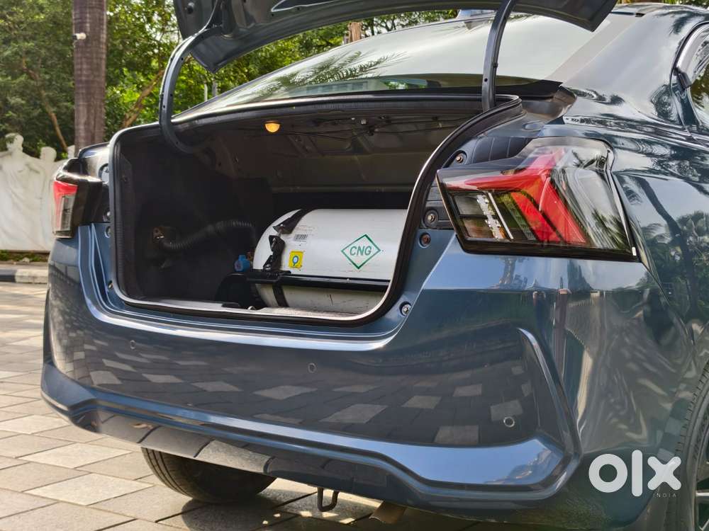 Maruti Suzuki Dzire 1.2 Zxi Cng, 2025, Cng & Hybrids