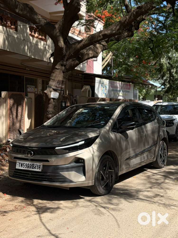 Tata Altroz Petrol/cng Manual 2025 Top End