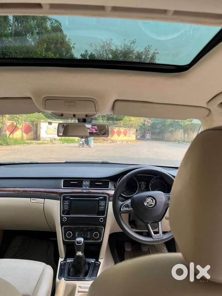 Skoda Superb 1.8 Elegance Tsi At, 2015, Petrol