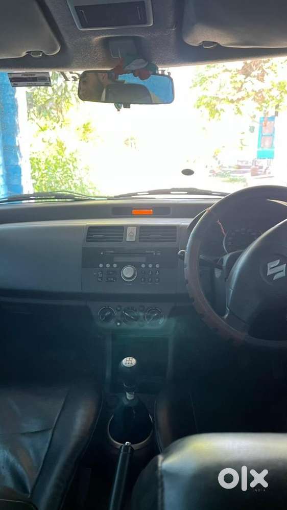 Maruti Suzuki Swift Dzire 2010 Petrol Well Maintained